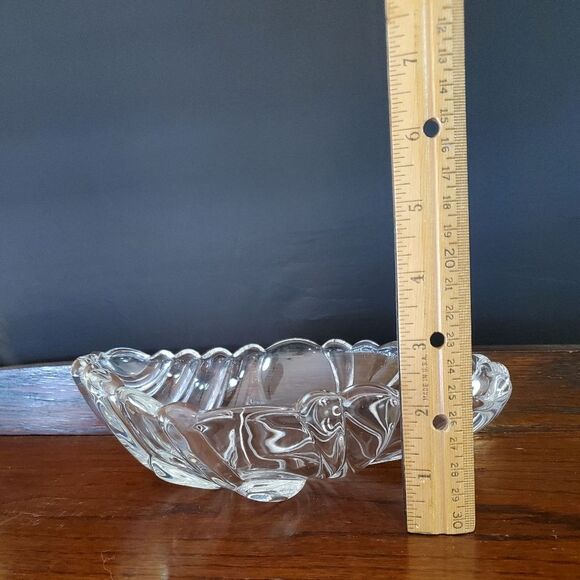Vintage Shell Shaped Glass Bowl - Picture 8 of 9